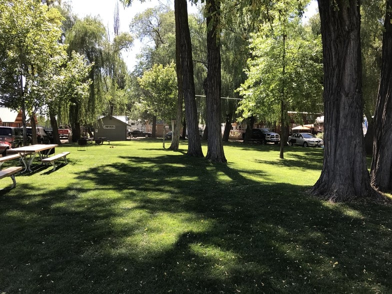 More Photos Of 18617 W Williams Lake Rd, Cheney Trailer Camper Park For Lease