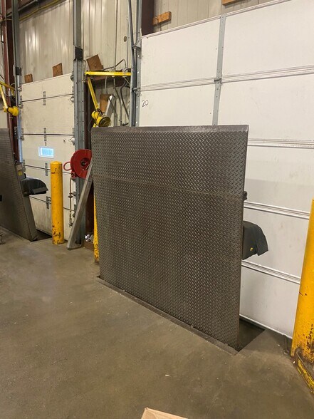 More Photos Of 4147 Keller Rd, Holt Distribution For Sale