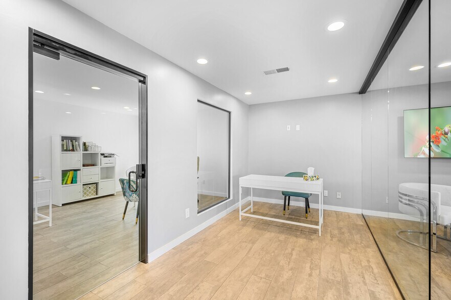 More Photos Of 207 W Alameda Ave, Burbank Office For Sale
