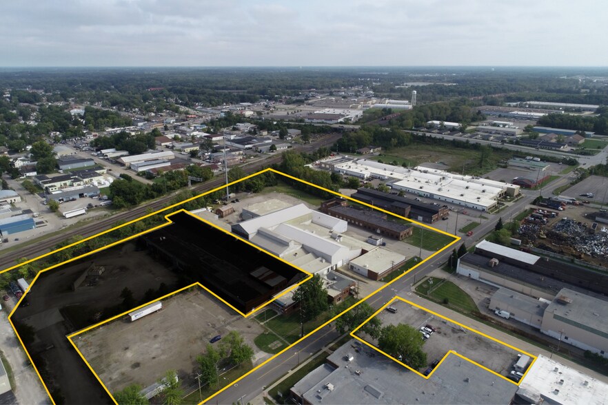 More Photos Of 810 Taylor St, Elyria Industrial For Sale