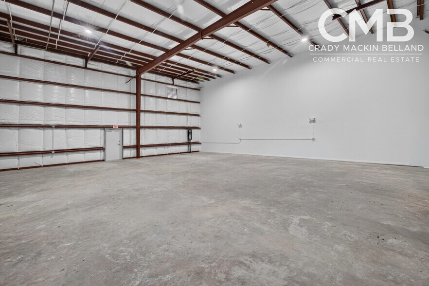 More Photos Of 300 Industrial Park Blvd, Sebastian Unknown For Lease