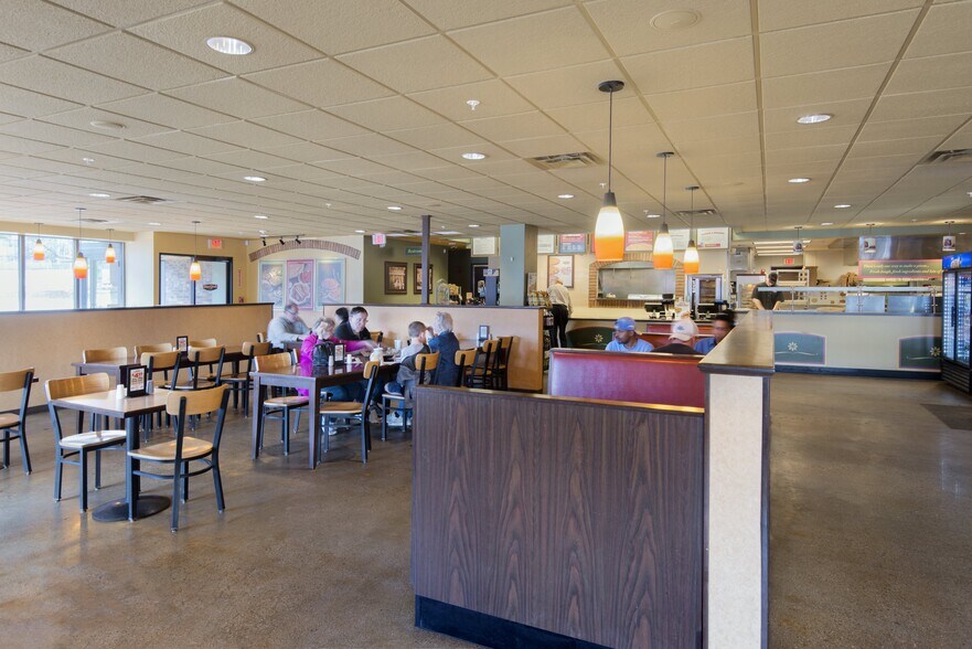 More Photos Of 600 Providence Hwy, Dedham Medical For Lease