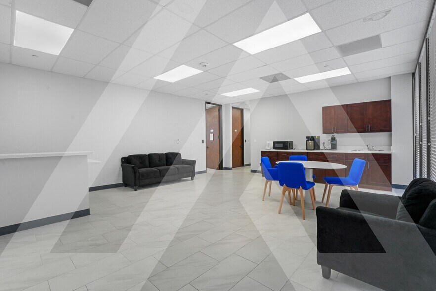 More Photos Of 3634 Glenn Lakes Lane, Missouri City Office For Lease