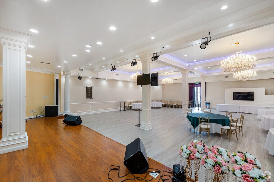 More Photos Of 4109-4117 W Pico Blvd, Los Angeles Office For Sale