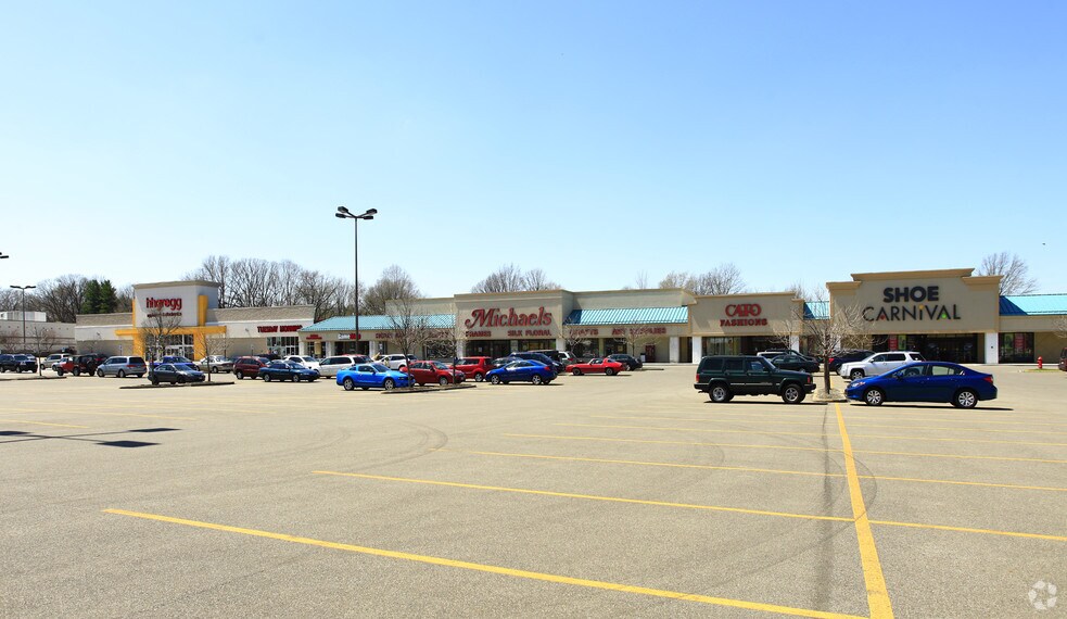 More Photos Of 7900 Plaza Blvd, Mentor General Retail For Lease