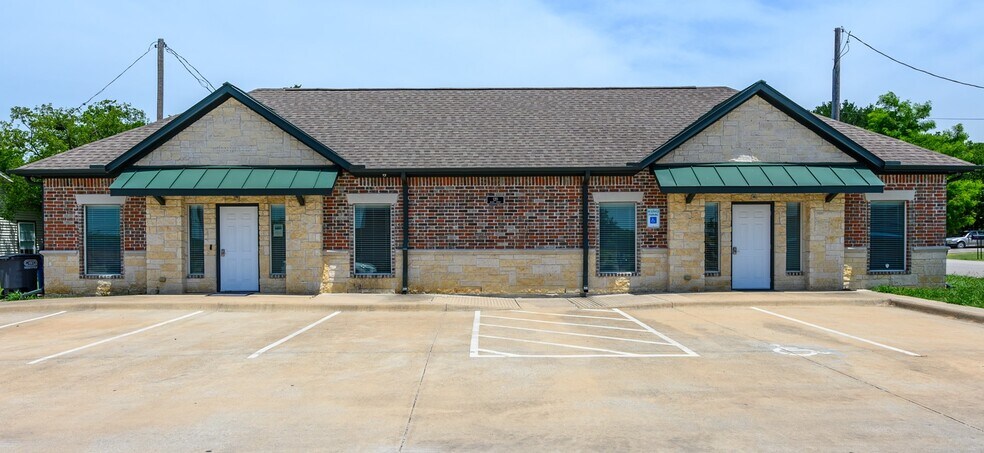 More Photos Of 120 McGee St, Princeton Medical For Sale