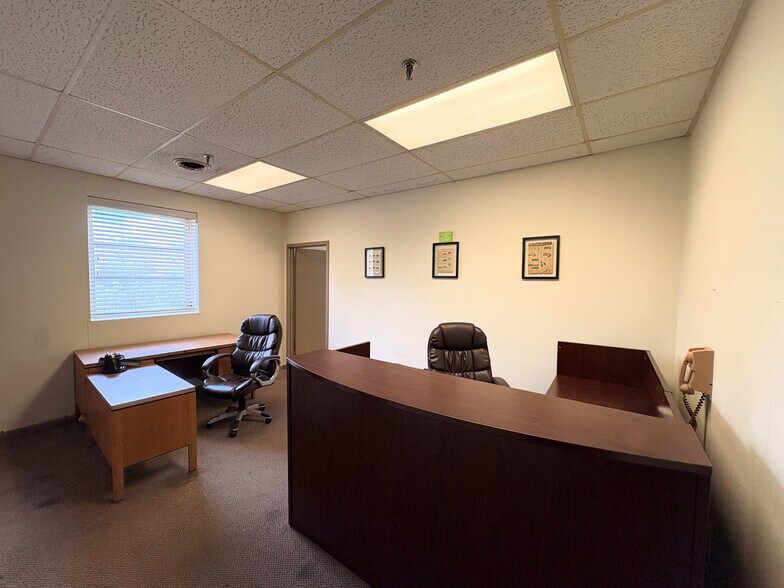 More Photos Of 5 Canale Dr, Egg Harbor Township Manufacturing For Lease