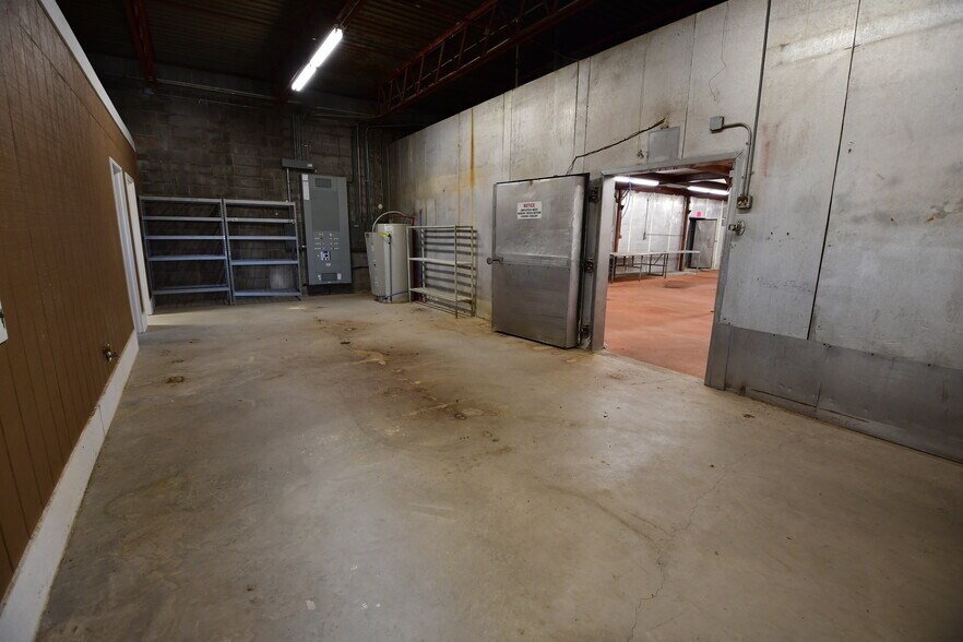More Photos Of 1907 Sheppard Access Rd, Wichita Falls Food Processing For Lease