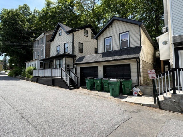 More Photos Of 19-25 Vineyard Ave, Highland Apartments For Sale