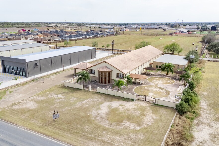 More Photos Of 2301 E Expressway 83, Donna Hotel For Sale