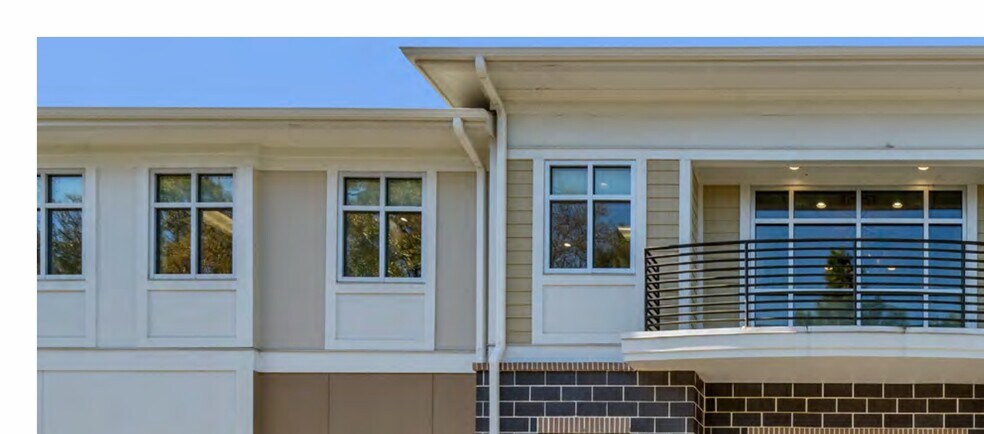 More Photos Of 1435 Stuart Engals Blvd, Mount Pleasant Office For Sale