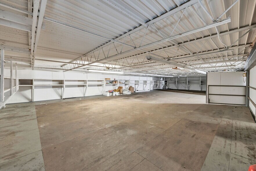 More Photos Of 2712-2716 Nevada Ave, Norfolk Research And Development For Lease
