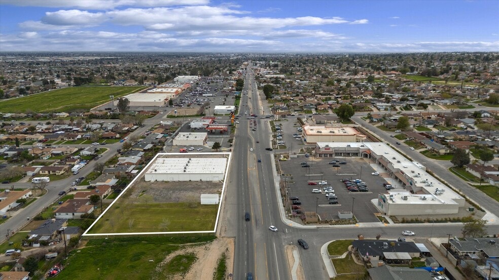 More Photos Of 6701 Niles St, Bakersfield Daycare Center For Sale
