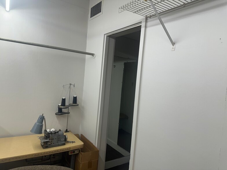 More Photos Of 1152 Court St, Clearwater Freestanding For Sale