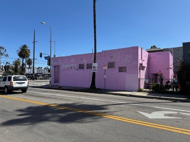 More Photos Of 4574-4578 W Adams Blvd, Los Angeles Restaurant For Sale