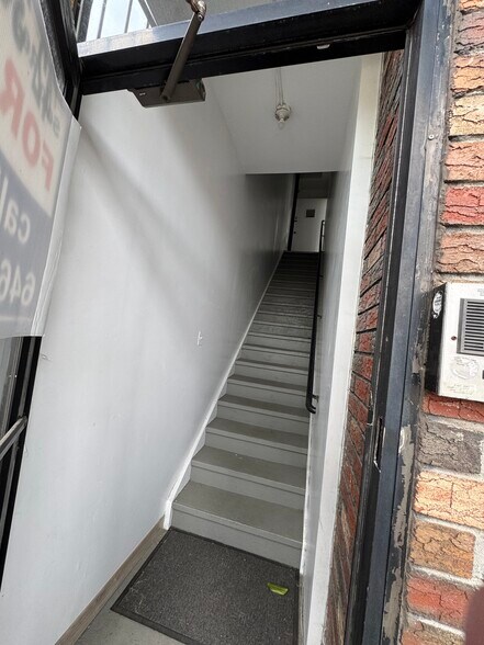 More Photos Of 4236 162nd St, Flushing Office For Lease