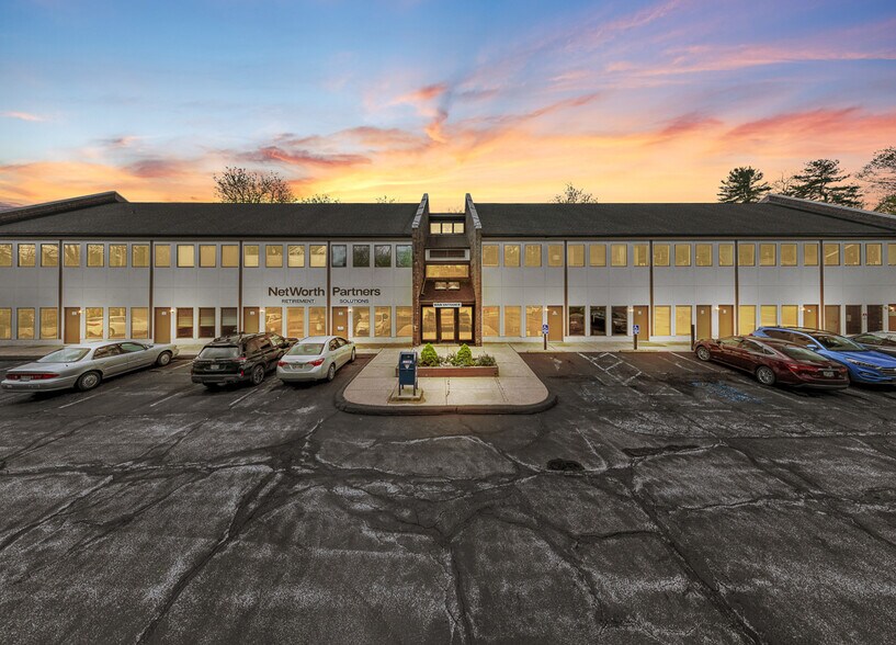 More Photos Of 8180 Brecksville Rd, Brecksville Medical For Lease