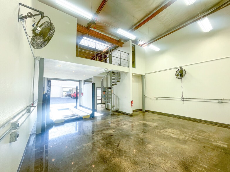 More Photos Of 2631 Lavery Ct, Newbury Park Industrial For Sale