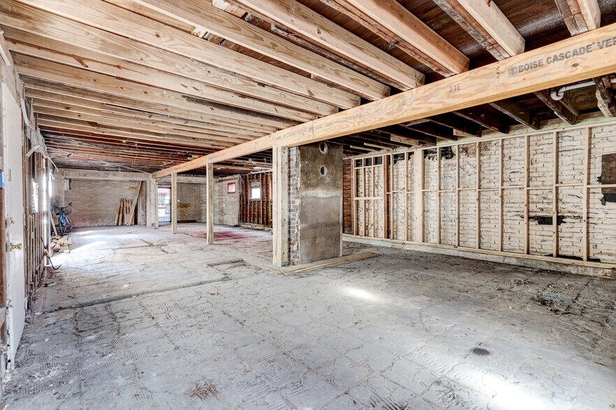 More Photos Of 1468 N Claiborne Ave, New Orleans Office Residential For Sale
