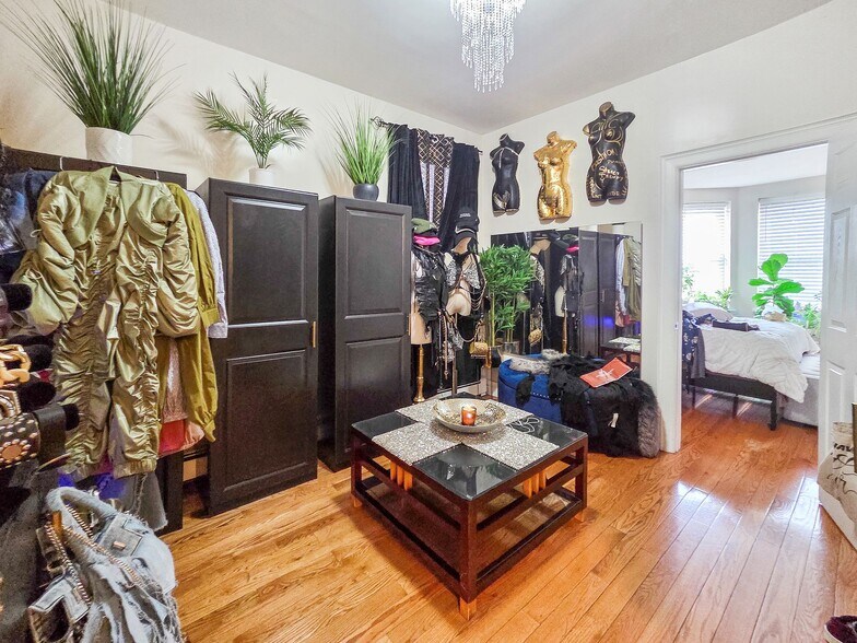 More Photos Of 14 48th St, Weehawken Apartments For Sale
