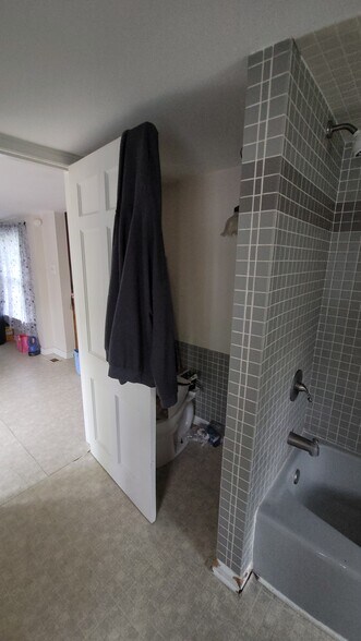 More Photos Of 5430 Rockville Rd, Indianapolis Specialty For Sale
