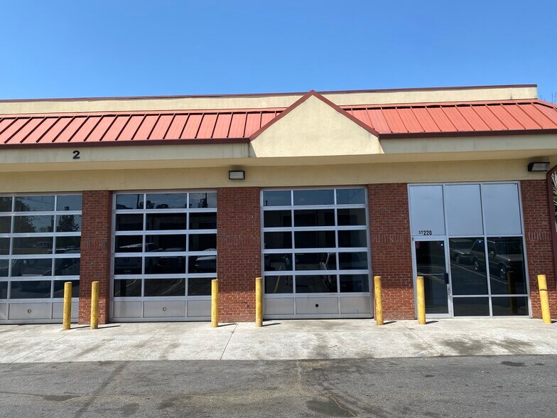 More Photos Of 2730 Austell Rd, Marietta Auto Repair For Lease