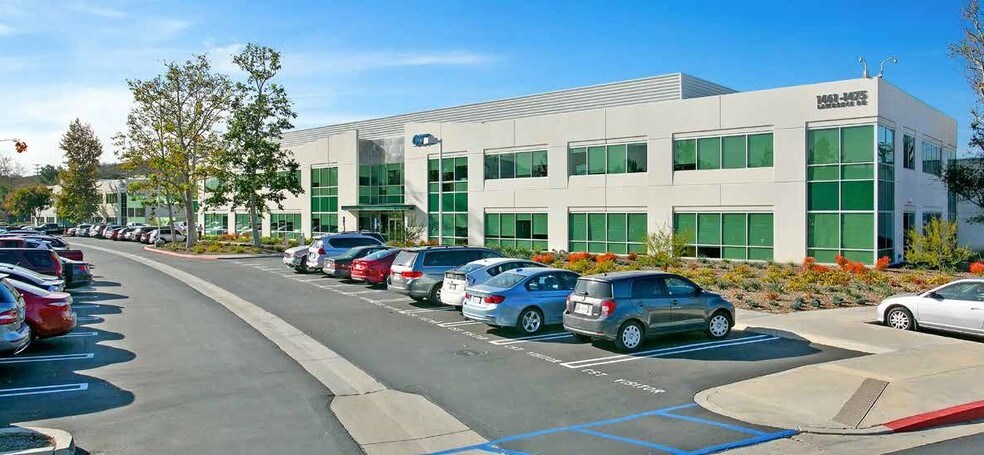 More Photos Of 1465-1475 Lawrence Dr, Thousand Oaks Light Manufacturing For Lease