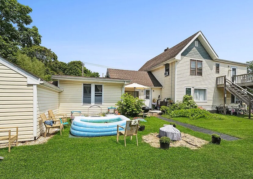 More Photos Of 134 Ponquogue Ave, Hampton Bays Apartments For Sale