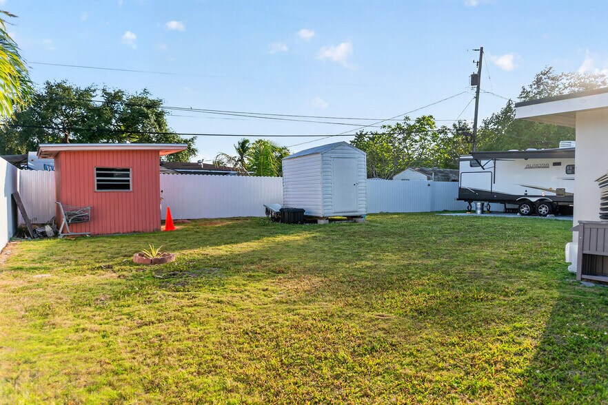 More Photos Of 9760 Memorial Rd, Cutler Bay Assisted Living For Sale
