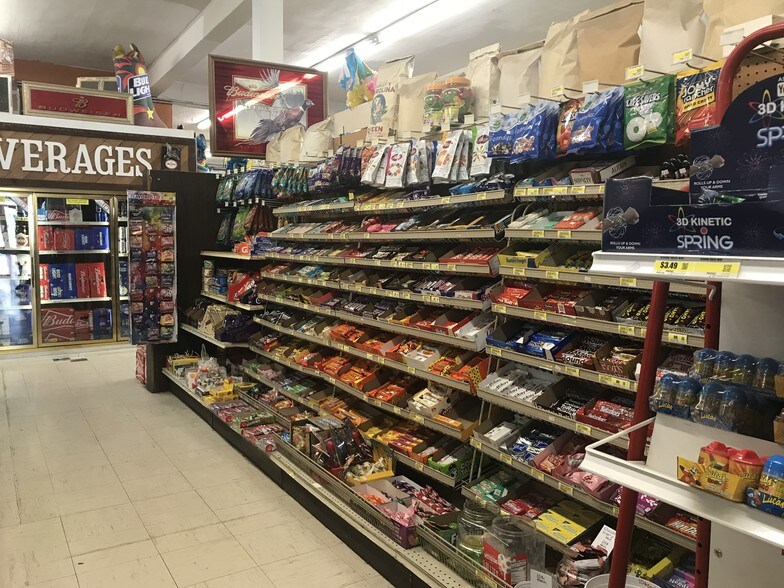 More Photos Of 10 S Main St, Fillmore Restaurant For Sale