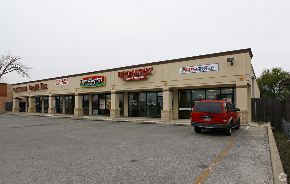 More Photos Of 1115 SW Military Dr, San Antonio Unknown For Lease