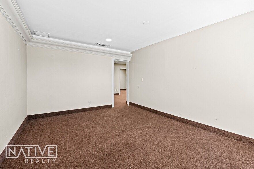 More Photos Of 2817 E Oakland Park Blvd, Fort Lauderdale Office For Sale