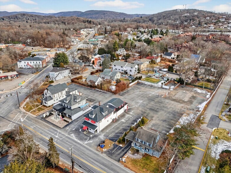 More Photos Of 2002 E Main St, Mohegan Lake Multifamily For Sale