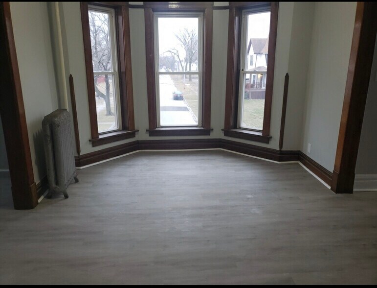 More Photos Of 6456 S Parnell Ave, Chicago Apartments For Sale
