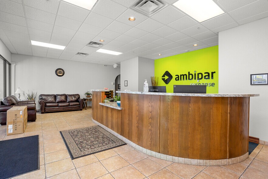 More Photos Of 3024 Wichita Ct, Fort Worth Warehouse For Lease