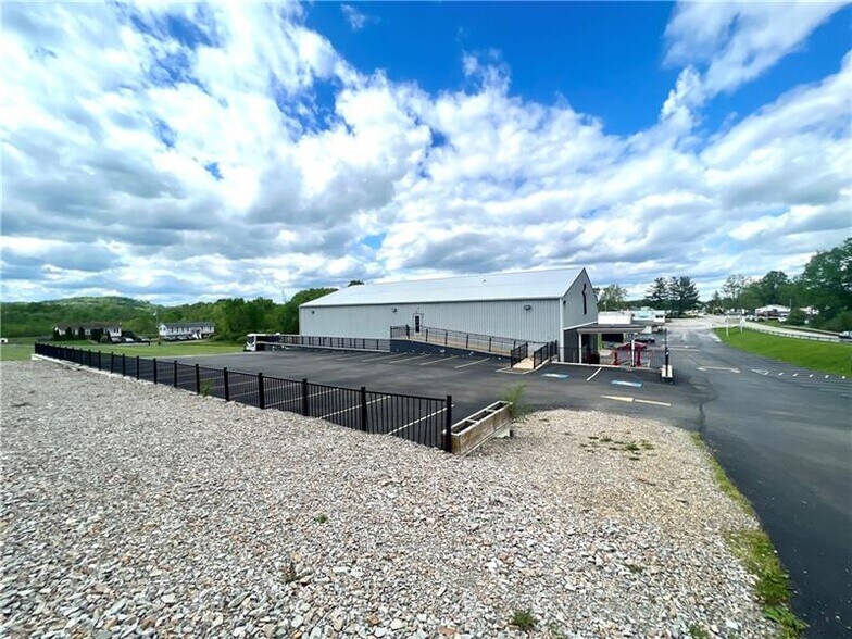 More Photos Of 550 W George St, Carmichaels Religious Facility For Sale