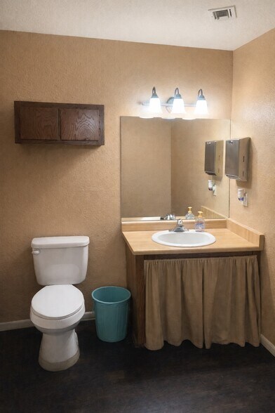 More Photos Of 1801 W 24th St, Yuma Healthcare For Sale