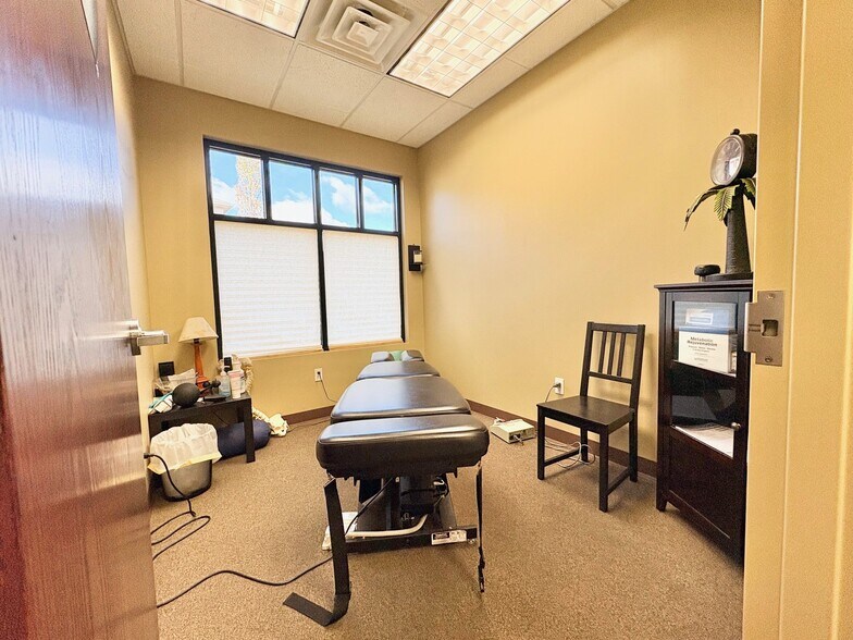 More Photos Of 1000-1700 Ashwood Dr, Canonsburg Unknown For Lease
