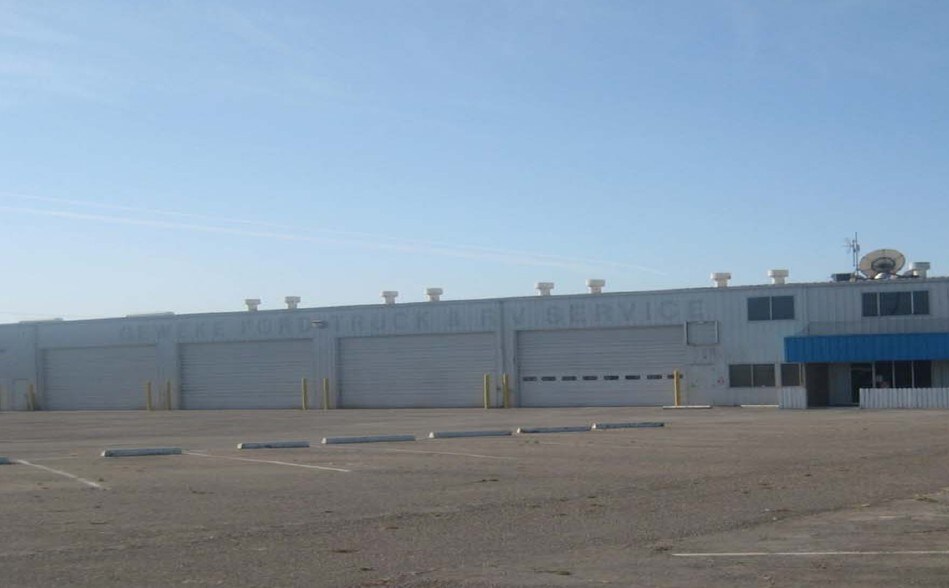 More Photos Of 248 E Kettleman Ln, Lodi Auto Dealership For Sale