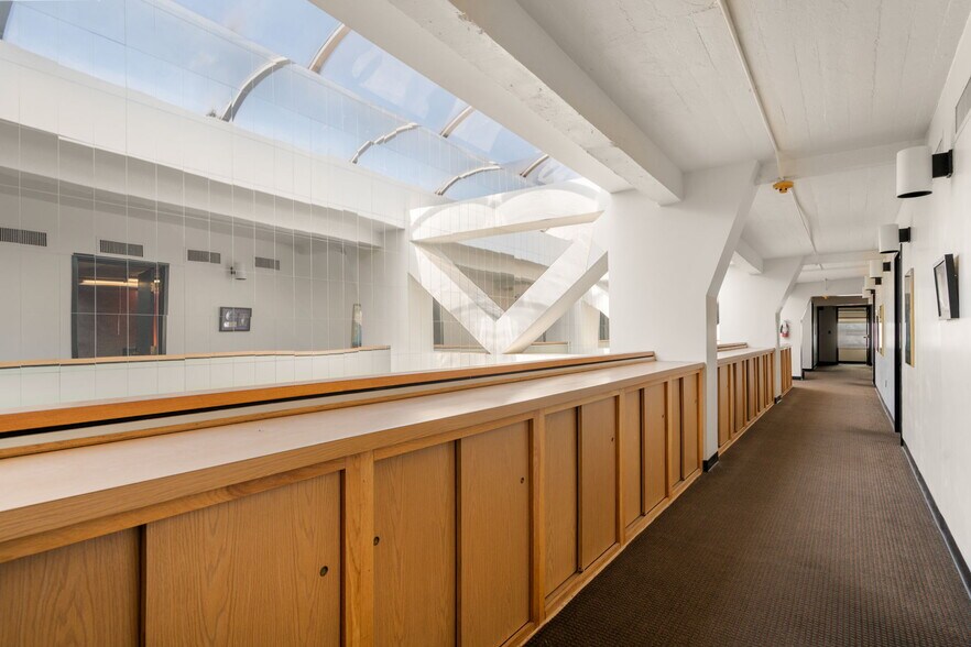 More Photos Of 115 Dummer St, Brookline Flex For Sale