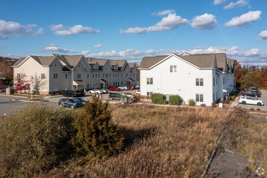 More Photos Of 5 Walter E Foran Blvd, Flemington Medical For Lease