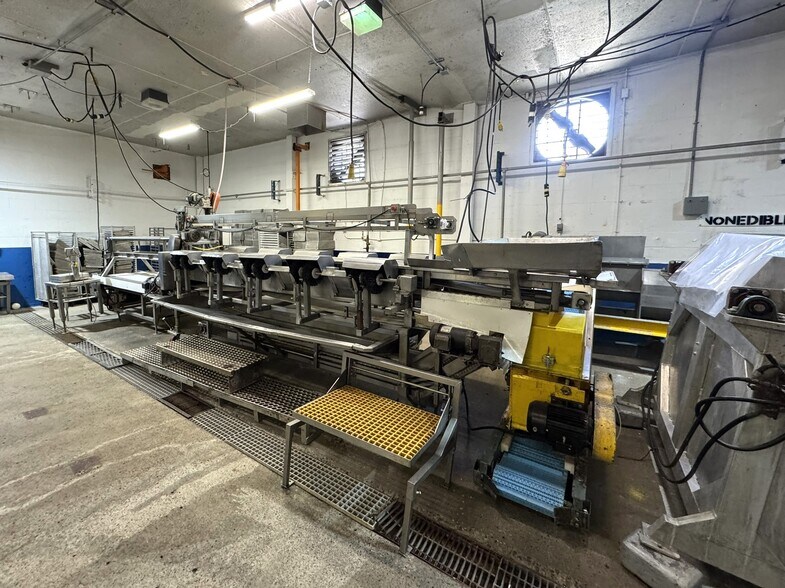 More Photos Of 3088 Kindred Ave, Tokeland Food Processing For Sale