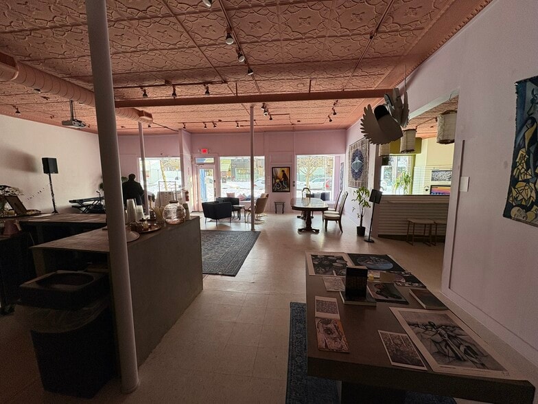 More Photos Of 361 Huron Ave, Cambridge Storefront For Sale