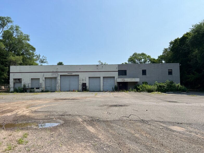 More Photos Of 525 Ella T Grasso Blvd, New Haven Industrial For Sale