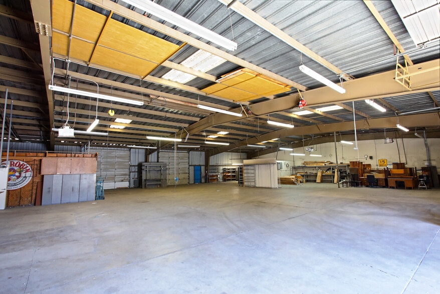 More Photos Of 5920 Rosebud Ln, Sacramento Warehouse For Sale
