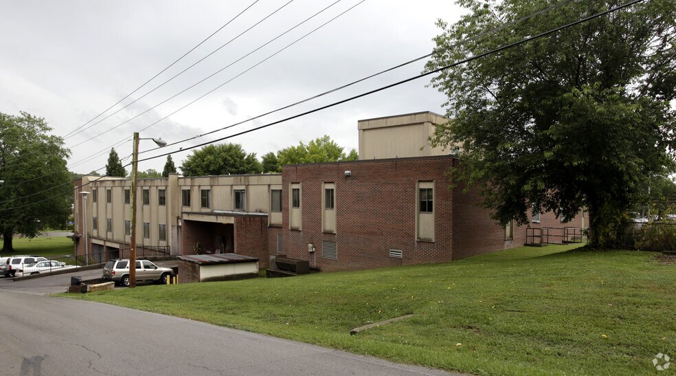 More Photos Of 241 S Chamberlain Ave, Rockwood Assisted Living For Sale