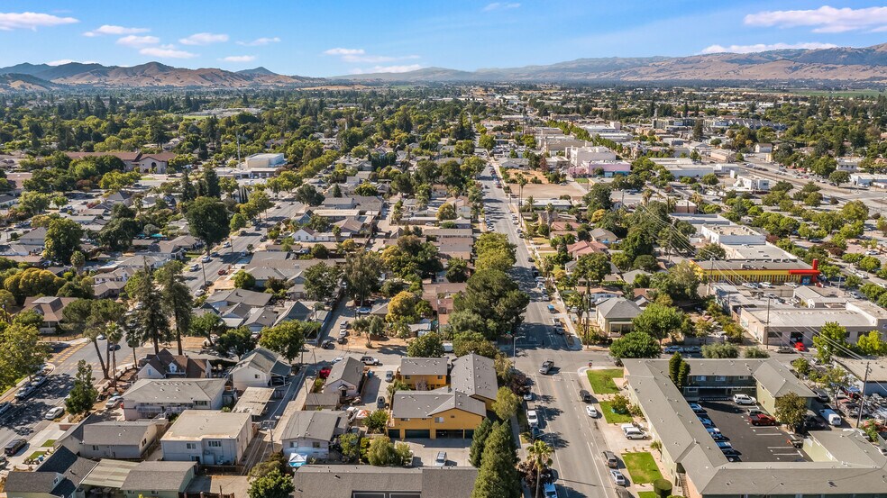 More Photos Of 7191 Eigleberry St, Gilroy Apartments For Sale