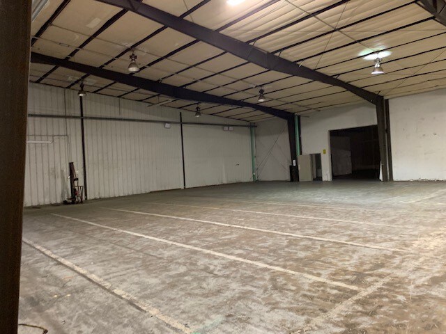 More Photos Of 213 Industrial Dr N, Gluckstadt Industrial For Sale