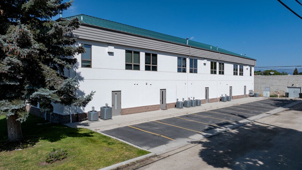 More Photos Of 120 S 5th St, Hamilton Office For Sale