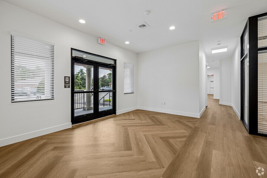 More Photos Of 741 Ciara Creek Cv, Longwood Medical For Sale